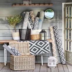 In- & Outdoor-Teppich Mosaik L 200 X B 150cm COLOUR CLASH In Taupe -Einrichtungsgeschäft butlers in and outdoor teppich mosaik l 200 x b 150cm colour clash in taupe 7