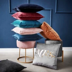 Kissen L 45 X B 45cm COTTON VELVET In Hellbraun 12 Kissen L 45 X B 45cm COTTON VELVET In Hellbraun -Einrichtungsgeschäft butlers kissen l 45 x b 45cm cotton velvet in hellbraun 5