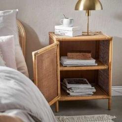 Nachttisch-Schränkchen Handgefertigt Aus Rattan BOHO LOUNGE In Natur -Einrichtungsgeschäft butlers nachttisch schrankchen handgefertigt aus rattan boho lounge in natur 9